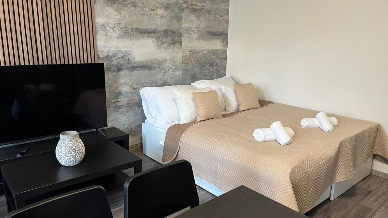 ליברץ Downtown Boutique Apartments מראה חיצוני תמונה