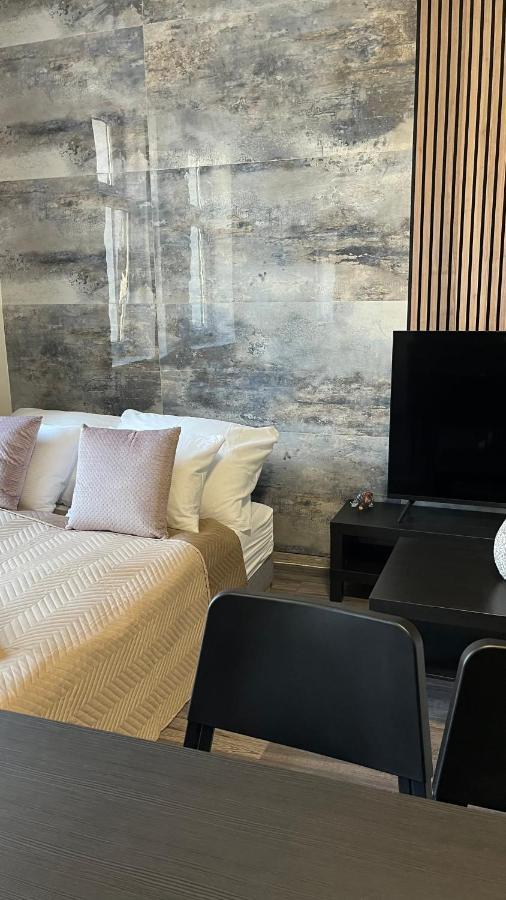ליברץ Downtown Boutique Apartments מראה חיצוני תמונה