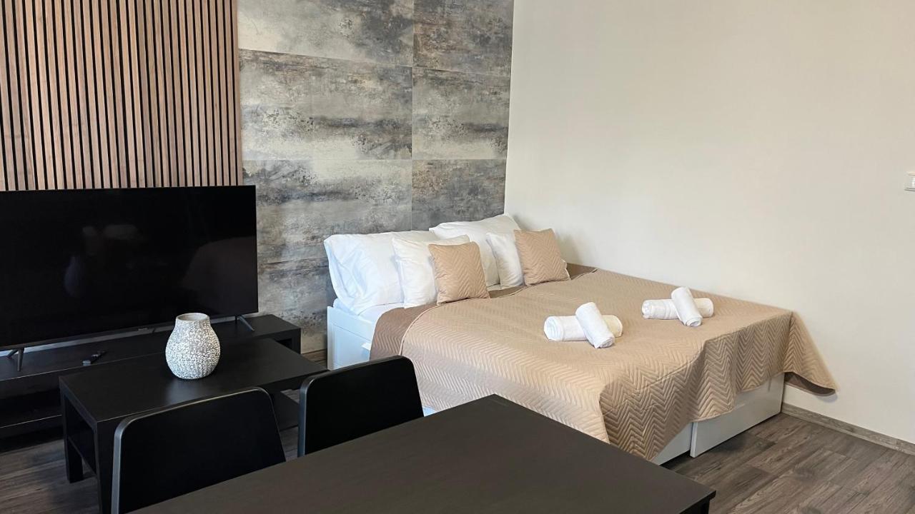 ליברץ Downtown Boutique Apartments מראה חיצוני תמונה